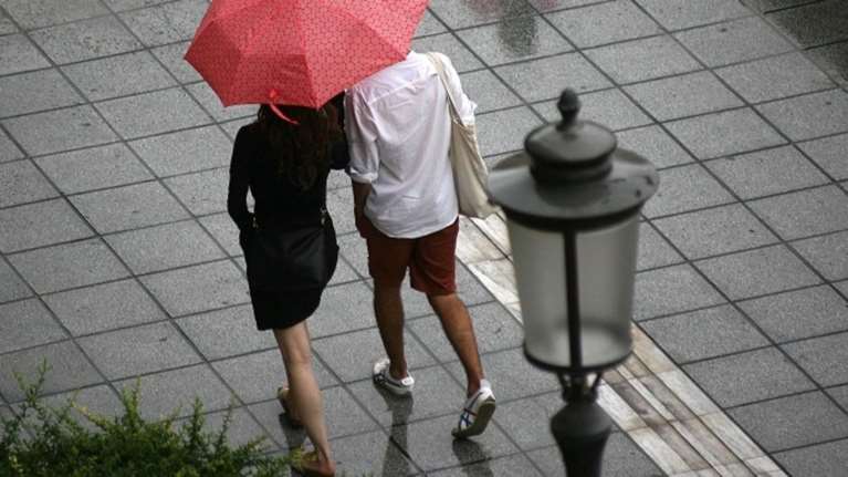 Καιρός: Βροχές, άνεμοι και καταιγίδες
