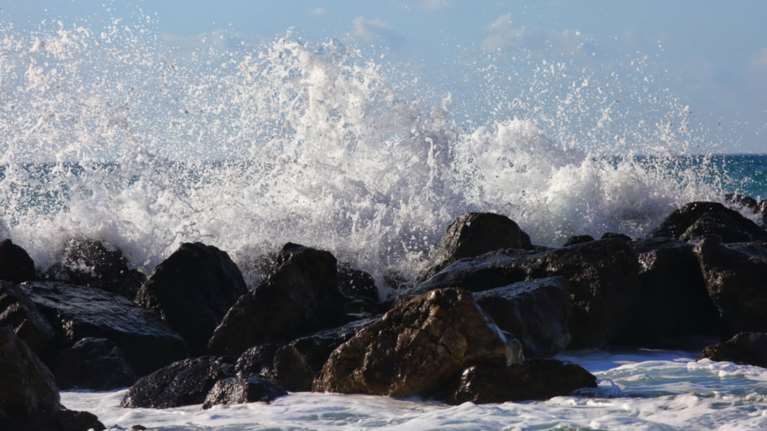 Ξεκίνησαν οι βοριάδες: Βροχές και καταιγίδες την Παρασκευή