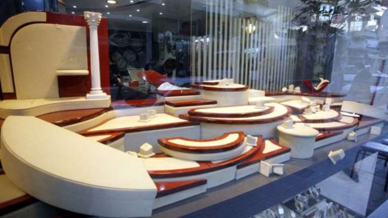 Μεγάλη μπάζα σε κοσμηματοπωλείο στην Κω: Αφαίρεσαν 100.000 €