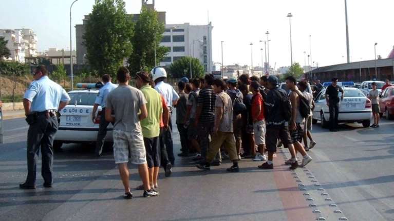 Αιματηρή συμπλοκή στην Πάτρα με έναν τραυματία