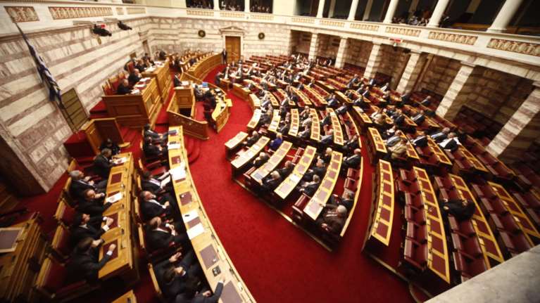 Δημοκρατική Συμπαράταξη: Η κυβέρνηση διώχνει τις επενδύσεις