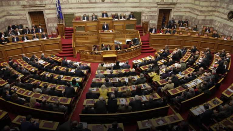 Aλλαγές στο νομοσχέδιο ταυτότητας φύλου μετά τις αντιδράσεις