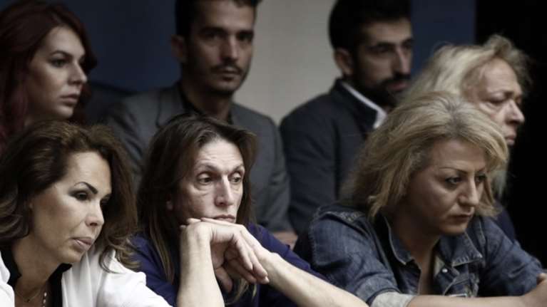 Η ΛΟΑΤΚΙ κοινότητα στα θεωρεία της Βουλής για το νομοσχεδιο