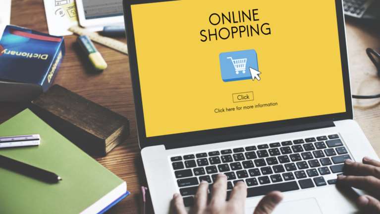 Εβγαλαν 100.000 από πωλήσεις δήθεν επώνυμων προϊόντων στα μέσω social media