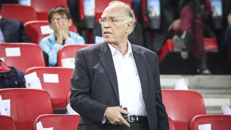 Εξαλλος Λεβέντης, «απειλεί» με παραίτηση, υμνεί την Εκκλησία