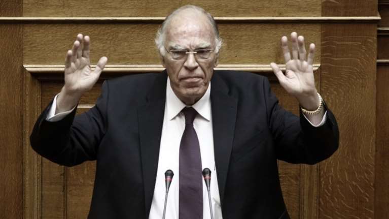 Νέα «κωλοτούμπα» Λεβέντη: Δεν παραιτούμαι, θα κάνω ...διαβούλευση