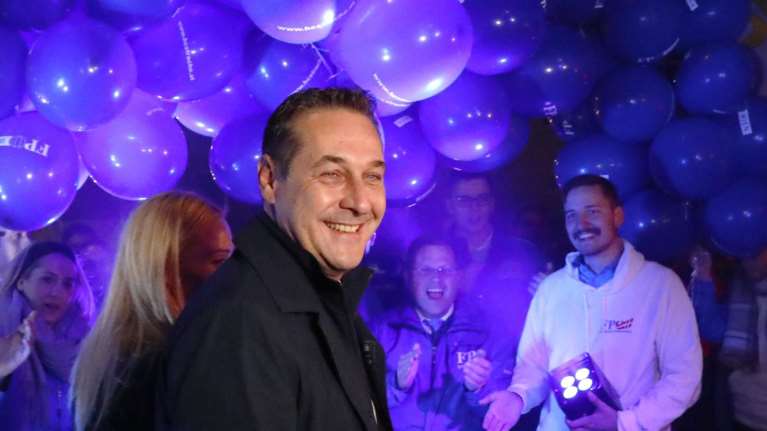 Ο αυστριακός ακροδεξιός που ετοιμάζεται να μπει στην κυβέρνηση