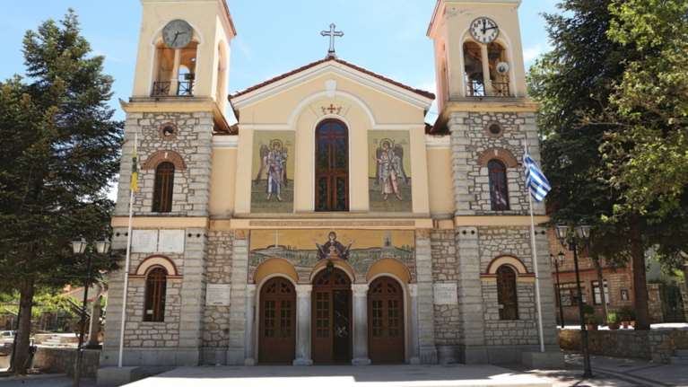 Διέρρηξαν την Μητρόπολη Καλαβρύτων