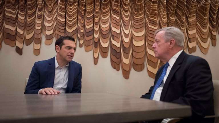 Μετά τον Ντέρμπιν στα πλατό της Cinespace Film Studios ο Τσίπρας