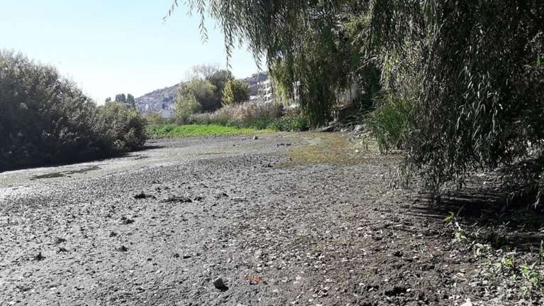 Μετά την Παμβώτιδα «στεγνώνει» και η λίμνη Καστοριάς [φωτό]