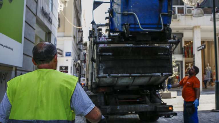 Πάτρα: Περίεργη έκρηξη και ακρωτηριασμός εργαζόμενου στην καθαριότητα