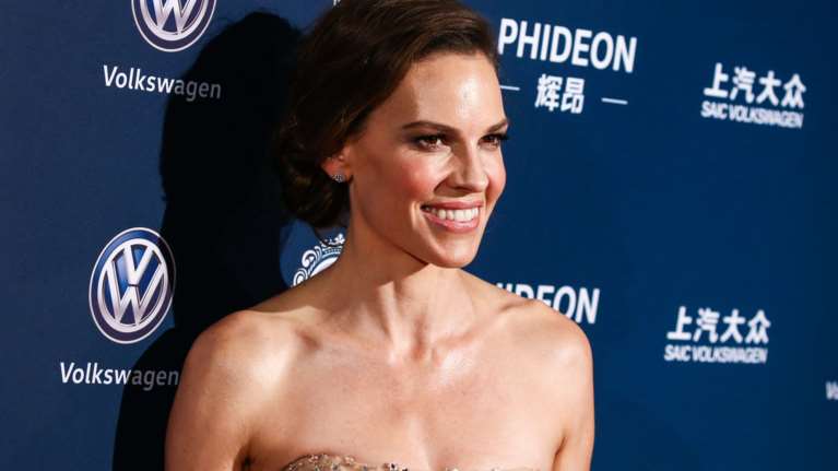 H οσκαρική Χίλαρι Σουάνκ πρωταγωνίστρια σε ταινία του Πάρι Κασιδόκωστα