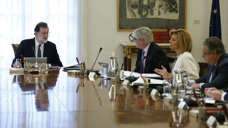 O Ραχόι ενεργοποίησε το άρθρο 155 για άρση της αυτονομίας της Καταλονίας