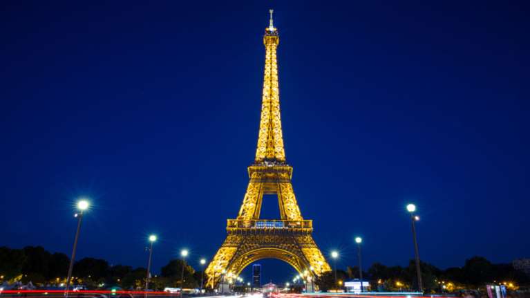Πότε είναι παράνομο να φωτογραφίζεις τον Πύργο του Άιφελ