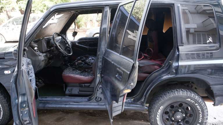 Ζωγράφου: Αντισπισιστές έκαψαν το τζιπ κυνηγού &amp; ψυγείο κρεοπωλείου