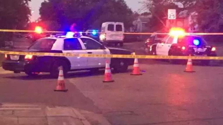 Αντρας ντυμένος Αη Βασίλης εξαπέλυσε πυρ σε πάρτι Halloween