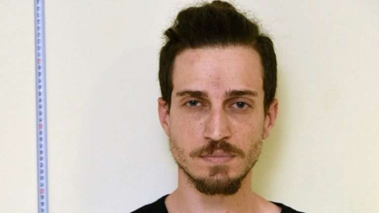 Ο 29χρονος θα χτυπούσε αστυνομικό στόχο στο κέντρο της Αθήνας