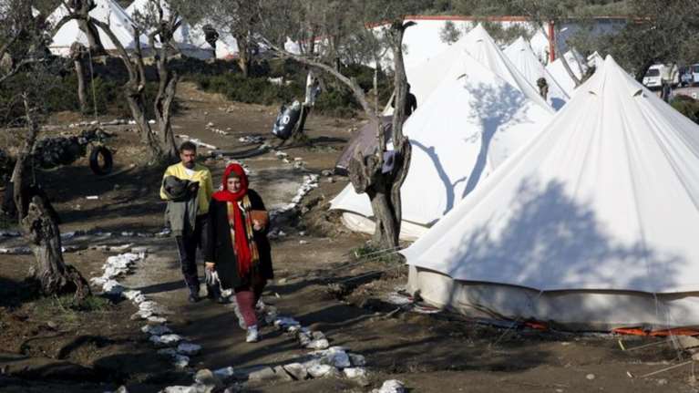 Κραυγή αγωνίας από τα νησιά - Στο &quot;κόκκινο&quot; ξανά το προσφυγικό