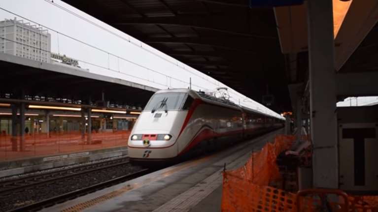 Αυτό είναι το «Λευκό Βέλος» που θα κάνει το Αθήνα - Θεσσαλονίκη σε 3,5 ώρες