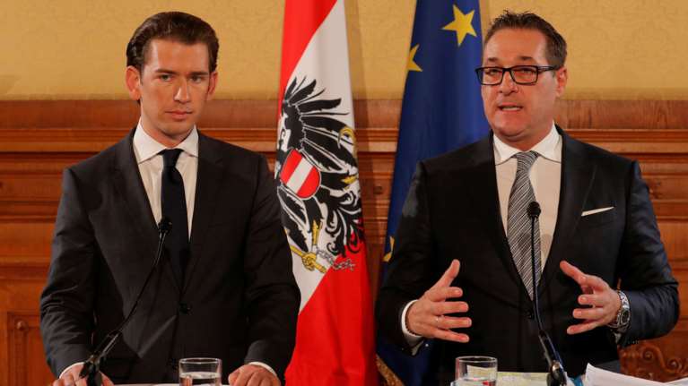 Αυστρία: Δημοσιονομική πειθαρχία και περικοπή επιδομάτων σε πρόσφυγες