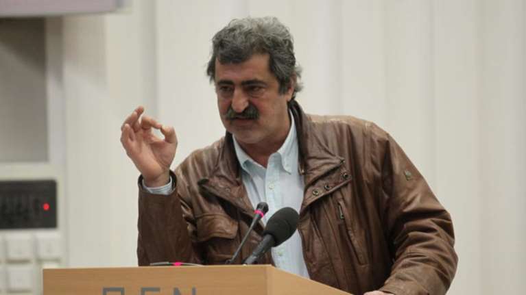 Πολάκης: Το 80% των γιατρών παίρνει «φακελάκια»