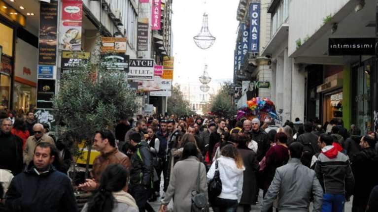 ΕΣΕΕ για καταστήματα τις Κυριακές: Επισκέπτες υπάρχουν, αλλά δεν ψωνίζουν