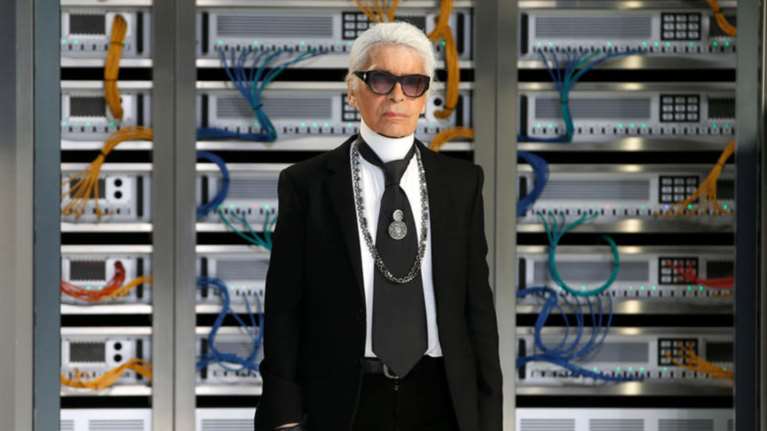 «Παραλήρημα» Λάγκερφελντ για πρόσφυγες, Εβραίους &amp; Μέρκελ