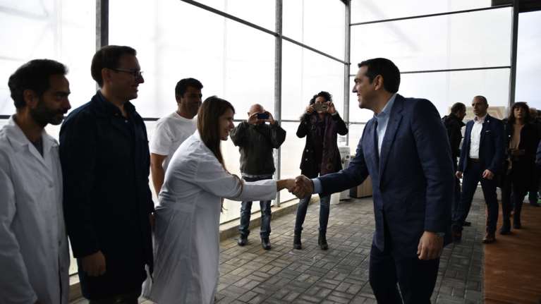 Στα «Πλαστικά Θράκης» και τα θερμοκήπια της περιοχής ο Τσίπρας