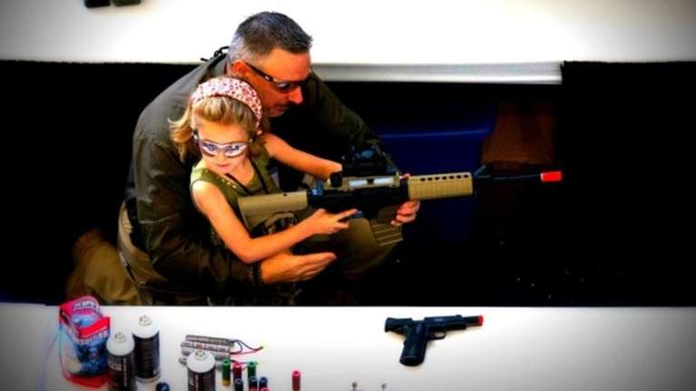 Το Ουισκόνσιν επιτρέπει σε παιδιά κάτω των 10 ετών να κυνηγούν με όπλο