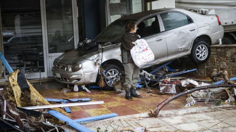 Ρυθμίσεις από το υπουργείο εργασίας για τους πλημμυροπαθείς