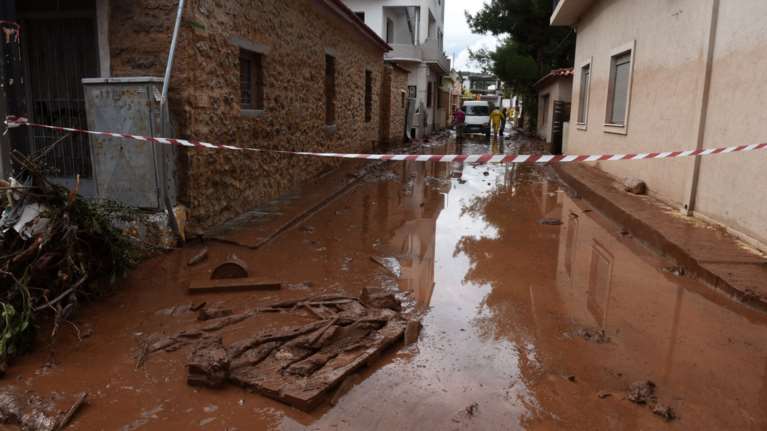Αλλα 300 σημεία στη χώρα μπορεί να γίνουν...Μάνδρα