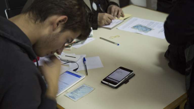 Στην κάλπη για την Κεντροαριστερά:Μεμονωμένα περιστατικά-ομαλά η διαδικασία