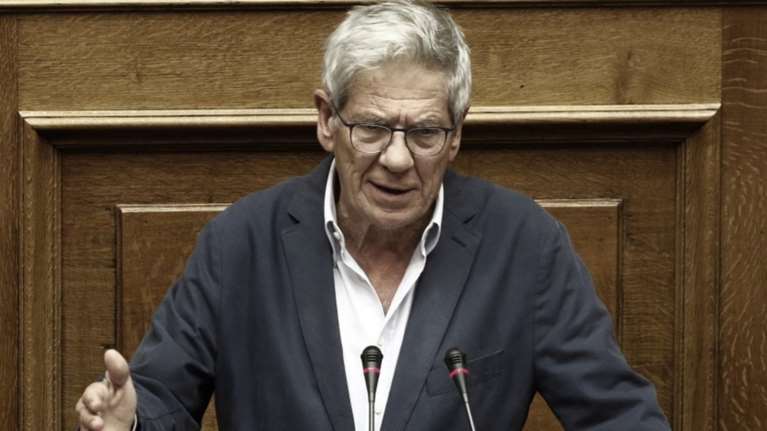 Μπερδεύτηκε ο Μπαλαούρας κι έκανε τη Βρετανία... Ευρυτανία