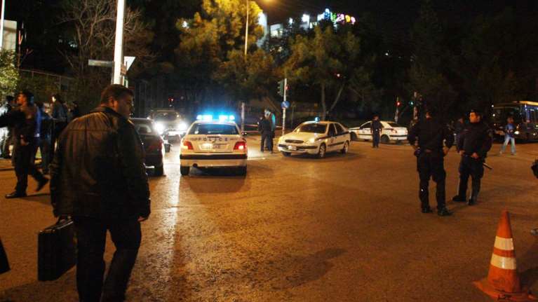 Συνελήφθη συμμορία που λήστευε περίπτερα και βενζινάδικα