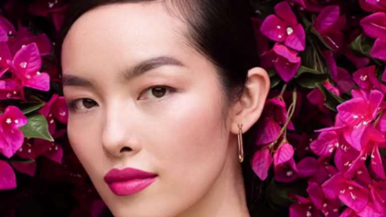 H Kινέζα Fei Fei Sun το νέο πρόσωπο της Estee Lauder