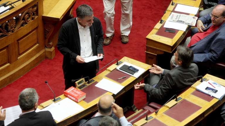 ΝΔ σε Τσακαλώτο: Εχετε θράσος, αλλά αυτά (δεν) θα κάναμε