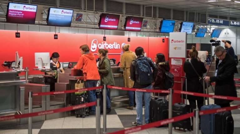 Τι συμφώνησαν στην τριμερή για τους ελέγχους στα γερμανικά αεροδρόμια