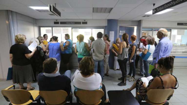 ΟΟΣΑ: Πρωταθλήτρια στην αύξηση των φόρων το 2016 η Ελλάδα