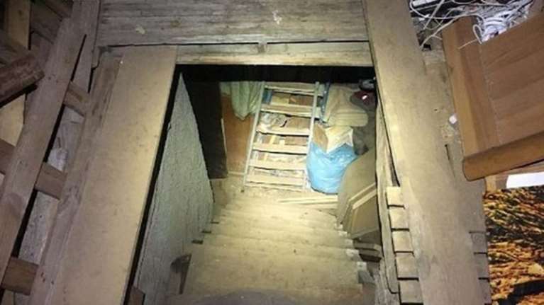 Σοκ στην Ιταλία: Την κρατούσε σκλάβα και τη βίαζε για 10 χρόνια