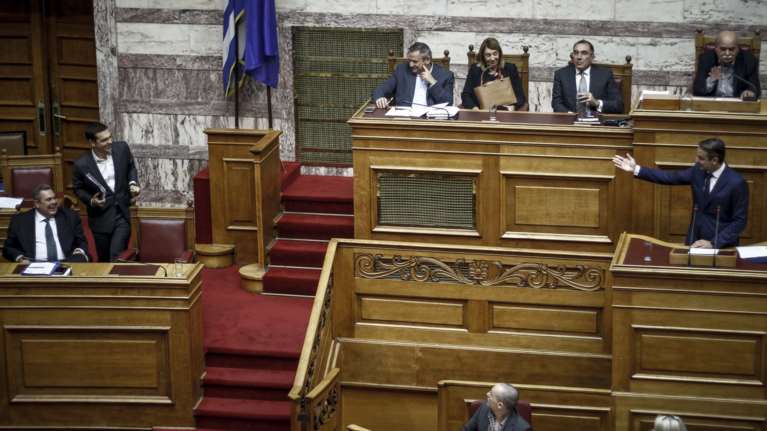 «Μια από τα ίδια» με πόλωση και αλληλοκατηγορίες στη Βουλή