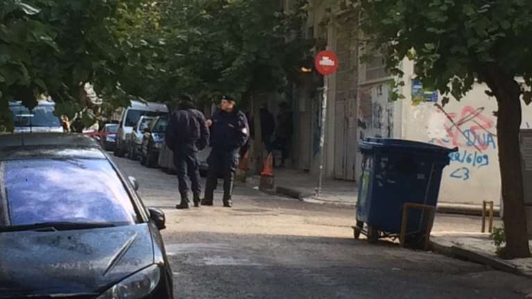 Τι βρήκε η αντιτρομοκρατική στα σπίτια σε Ν. Κόσμο &amp; Kαλλιθέα