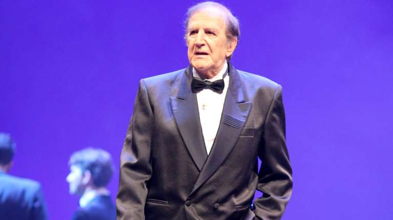 Συγκλονιστική εξομολόγηση του Κωνσταντίνου για τον τζόγο &amp; τους τοκογλύφους