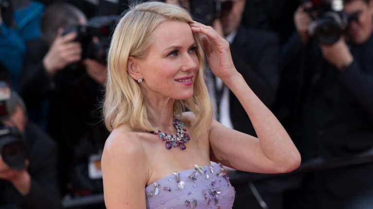 Ναόμι Γουότς: Βόλτα με τους πανέμορφους γιους της στη Νέα Υόρκη