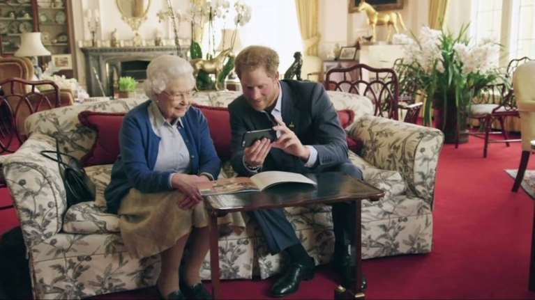 Αυτός είναι ο λόγος που η Ελισάβετ μάλλον δεν θα πάει στον γάμο του Χάρι