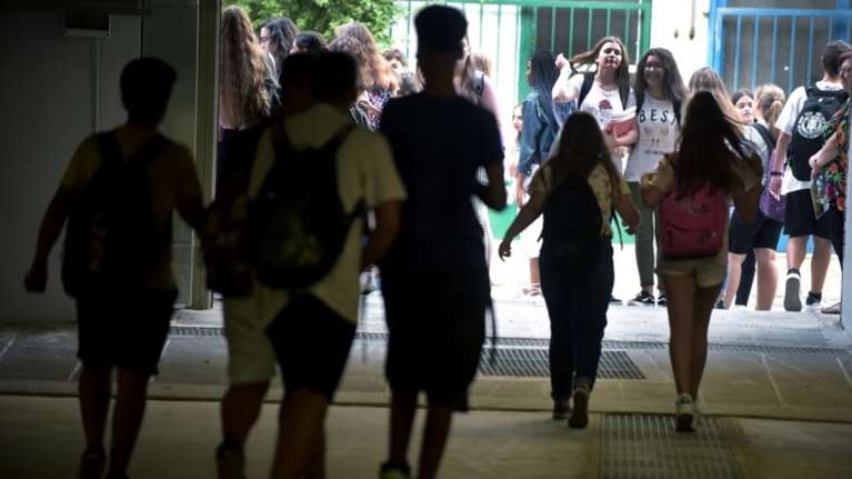 Προσέβαλε μαθήτρια της γιατί μένει στο &quot;Χαμόγελο του Παιδιού&quot;