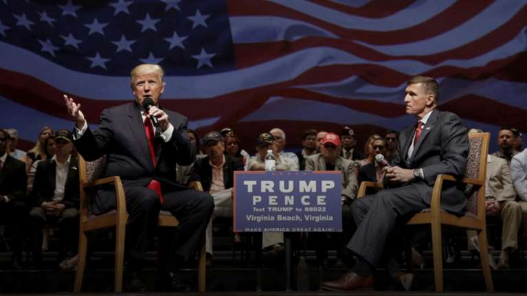 Κατηγορίες για ψευδή κατάθεση στο πρώην «δεξί χέρι» του Τραμπ