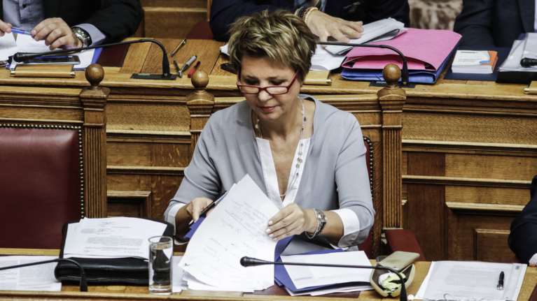 Προσλαμβάνουν εκτός ΑΣΕΠ φύλακες και καθαρίστριες σε υπουργεία