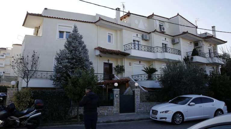 Χειροβομβίδα σε σπίτι εκδότη στα Βριλήσσια, την βρήκε ο ίδιος