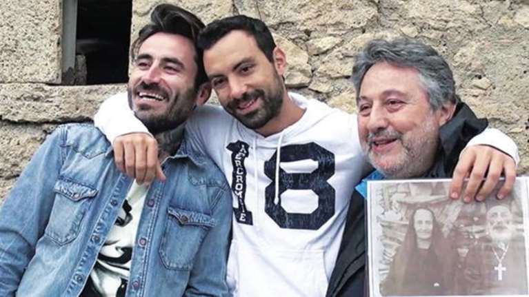 Δύσκολες ώρες για τον Σάκη Τανιμανίδη: Στο χειρουργείο ο πατέρας του [φωτο]