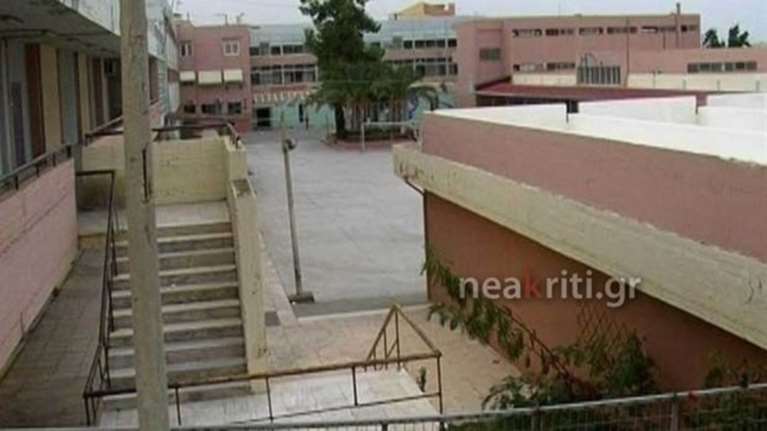 Έγινε και αυτό: Μαθητής χτύπησε καθηγητή την ώρα του μαθήματος